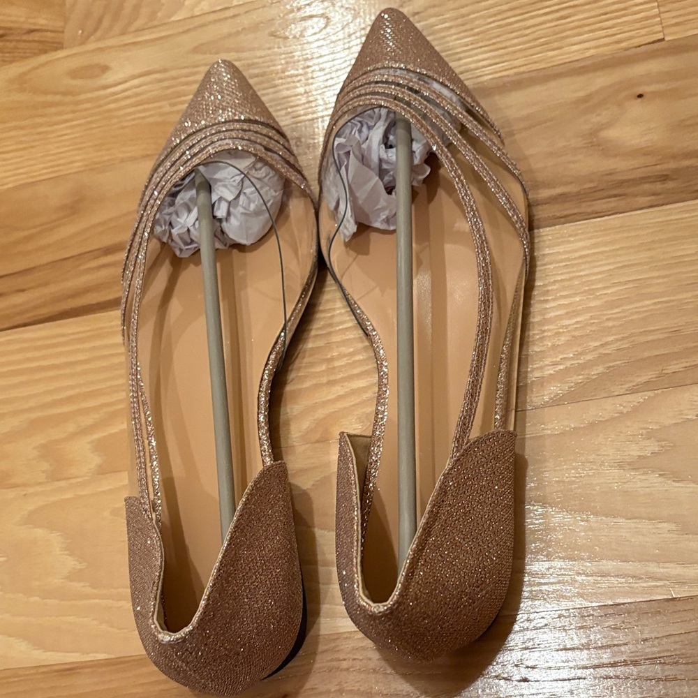 Chic Glittery blush/gold Women's Flats NWOT - Picture 6 of 6